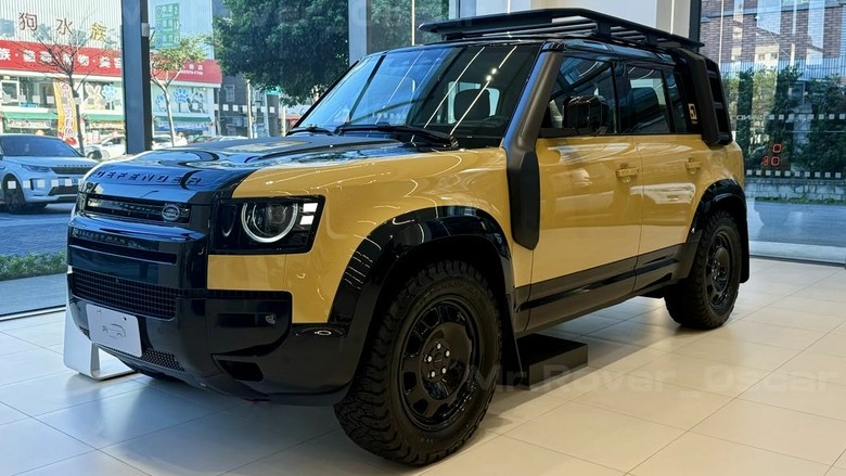 「全台限量」2026全新Defender Trophy ，進展示中心了！