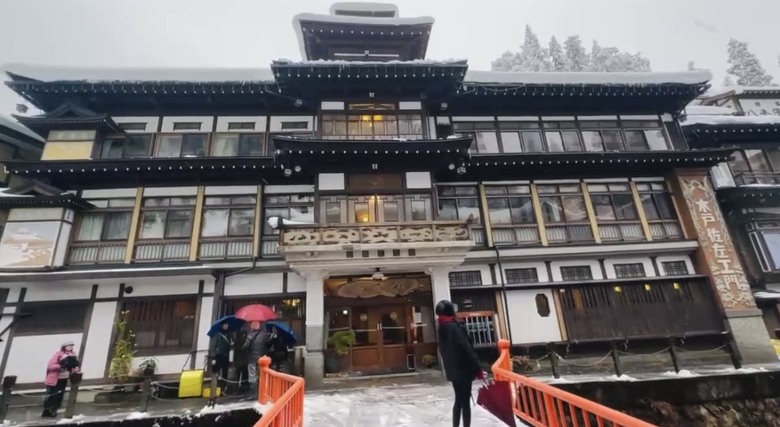 雪季東北行程紀錄-狐狸村與銀山溫泉實際體驗