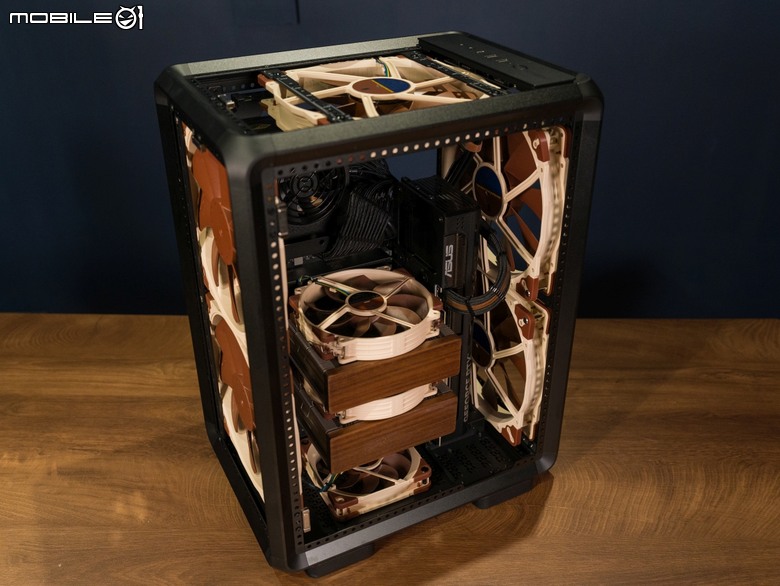 信仰滿載!酷碼 MasterFrame 400 Mesh ft. Noctua NF-A20
