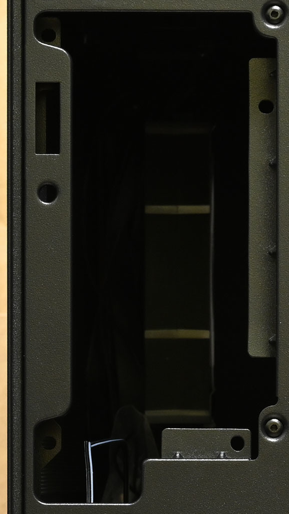 SAMA V71 BLACK機殼開箱