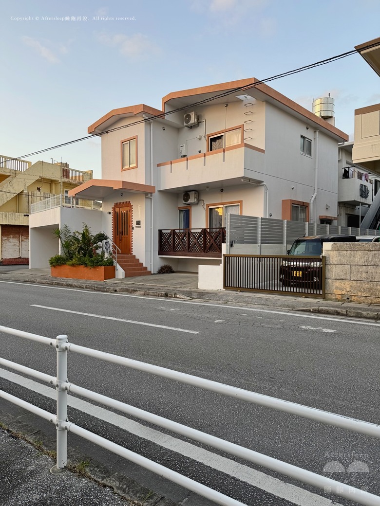沖繩北谷町｜たかすのおむすび まかな－在地的飯糰專賣店／農場直送的北海道好米／口味眾多且配料也講究的簡單美味
