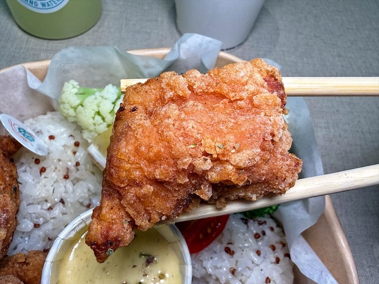 沖繩蝦蝦飯在東豐自行車綠廊附近就可以吃到囉!