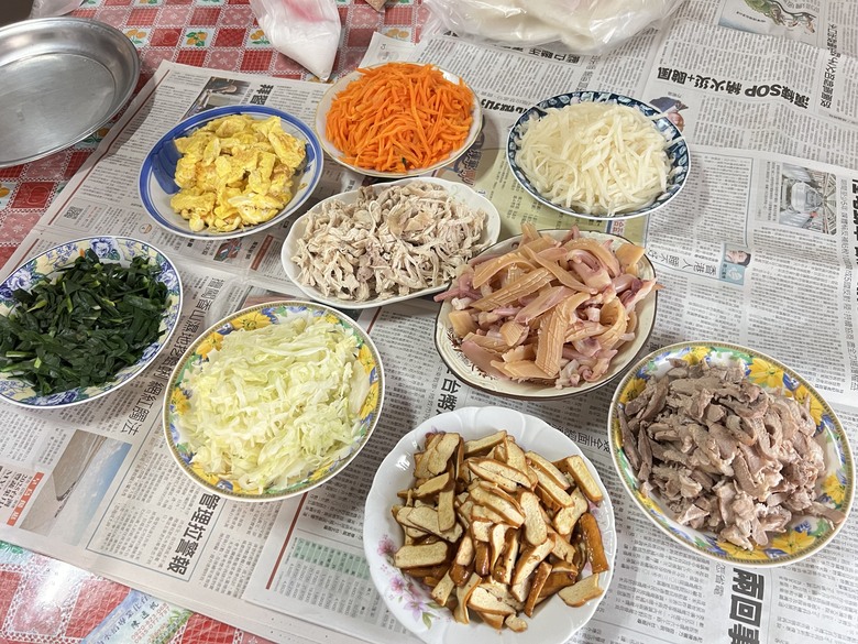 【開箱】提前過清明節這一味!北港阿勇師潤餅皮+南部潤餅豪華配料(油麵才是靈魂🔥)
