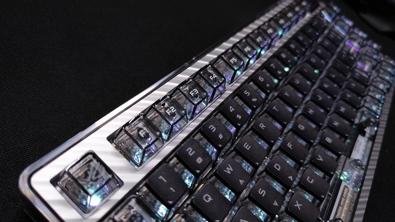 ROG 夜魔 Azoth Extreme Special Edition 銀色特別版 開箱