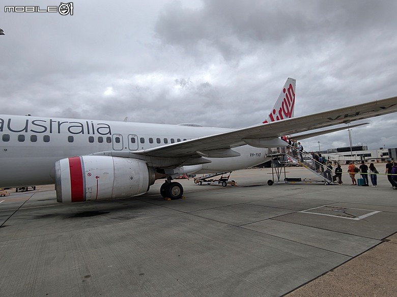 中華航空 CI057 桃園&rArr;墨爾本、CI054 布里斯本&rArr;桃園、澳洲國內線 維珍航空 VA827 墨爾本&rArr;雪梨、VA511 雪梨&rArr;黃金海岸，以及東澳四城之四座機場 — 2026東澳洲四大城巡遊之航空行程段