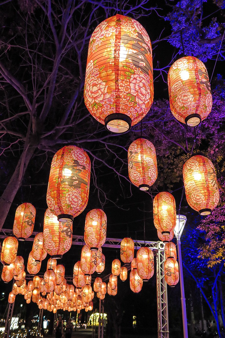 【生活紀錄】農曆年假期間看內埔燈會、與光之國使者見面的紀錄