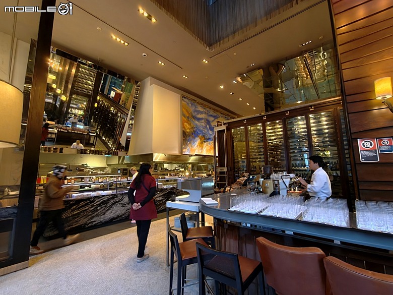 墨爾本 Vibe Hotel Melbourne Docklands、雪梨Hilton Sydney、黃金海岸voco Gold Coast by IHG — 2026東澳洲四大城巡遊之旅宿分享