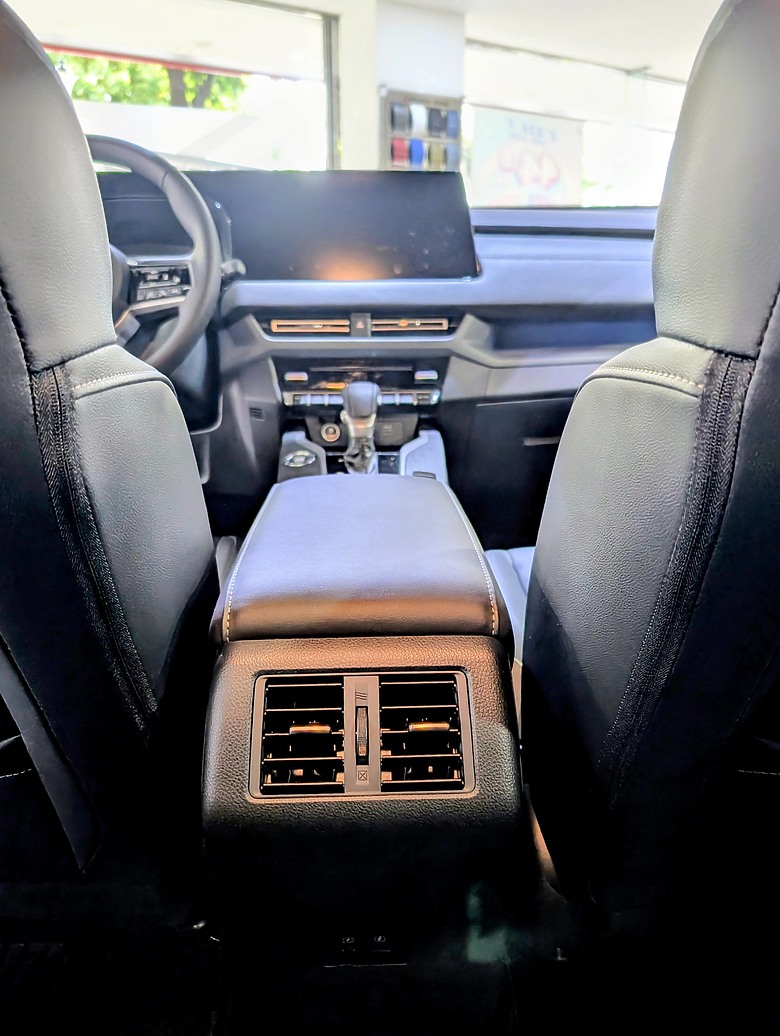 【Mitsubishi Xforce 試駕分享】越級大空間與精準操控的完美結合！