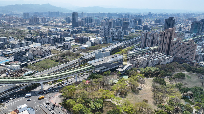 🌟 北屯【2~3房近成屋新案】挑戰低密度14期最低價? 低建蔽率 雙語學區 無限棟距均質宅 空拍分享