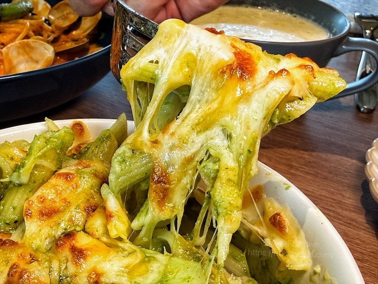 平價義大利麵、燉飯、焗烤推薦,主餐送超大杯飲料,聚餐、下午茶首選