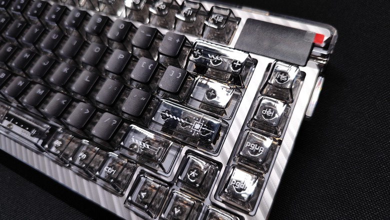 ROG 夜魔 Azoth Extreme Special Edition 銀色特別版 開箱