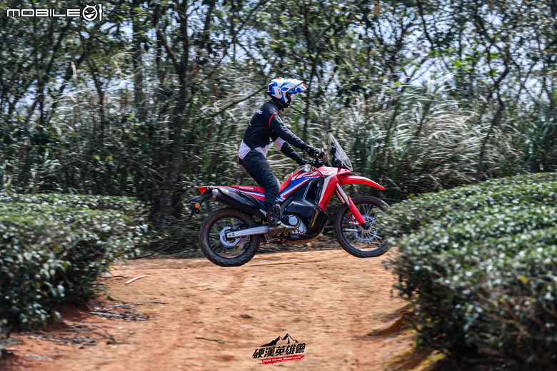 Honda Motorcycle 百位車主齊聚，硬漢英雄會看你有多硬，我在塔克越野場摔車翻了兩圈半！