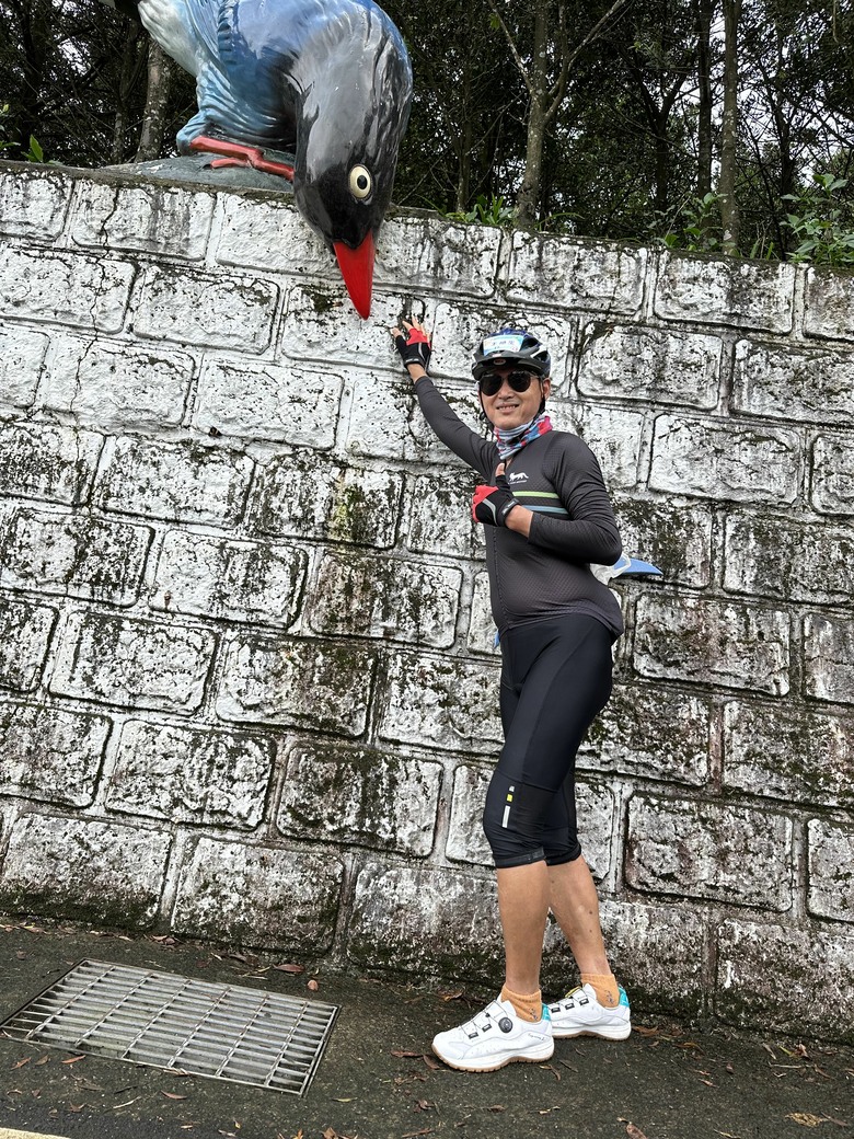 2022跟著SCC車隊-賴神逆騎如來神掌,KHS vitamin S陪我神掌初體驗