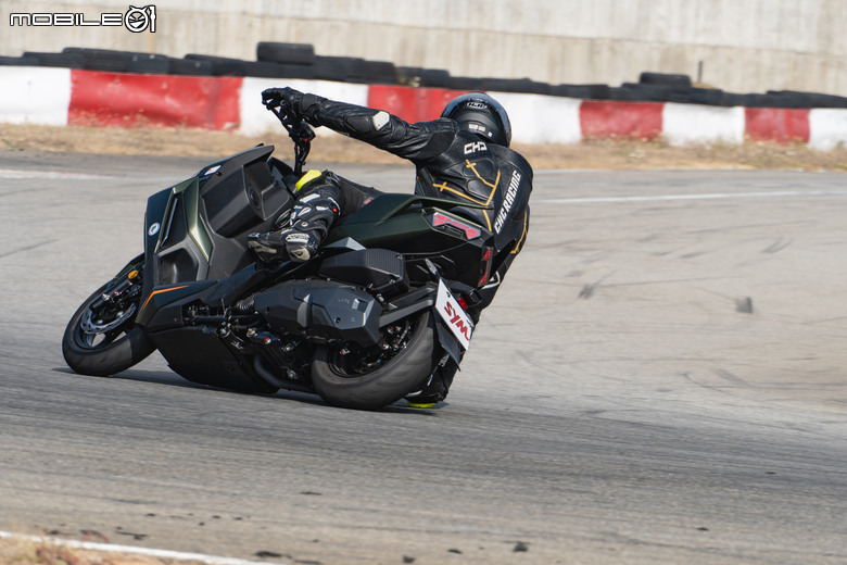 《 紙上對決》KYMCO G7 vs. SYM DRGBT｜國產雙雄各有所長，白牌機皇勝負難分！
