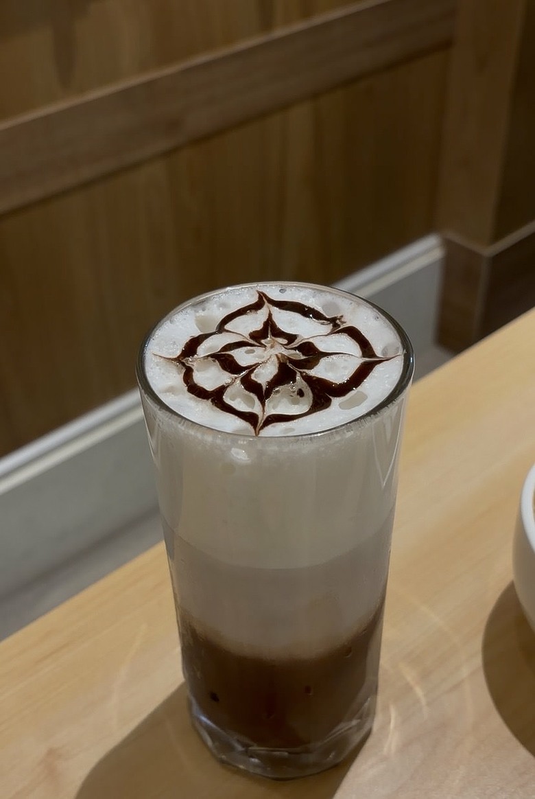 台北士林美食】花嶼輕食館必吃！北海道干貝麵疙瘩＋剝皮辣椒雞麵