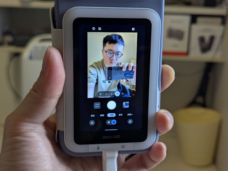 Insta360 Snap 開箱評測｜手機自拍螢幕好用嗎？