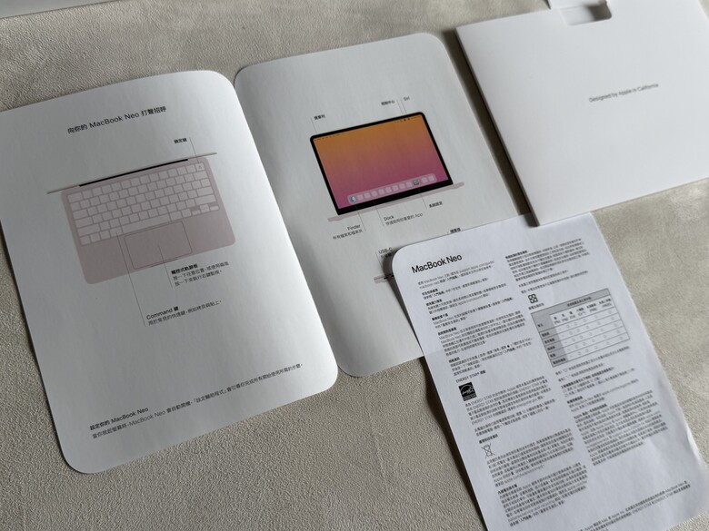 開箱 MacBook Neo 姻粉色 256GB 台灣公司貨 4/24