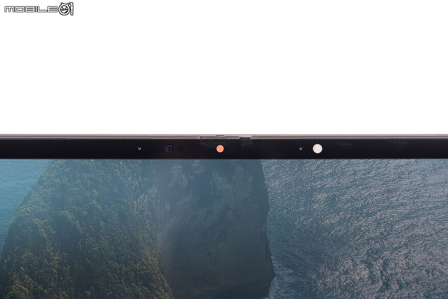 MSI Prestige 16 Flip AI+ C3MT 測試報告｜輕巧大尺寸的效能實力派筆電