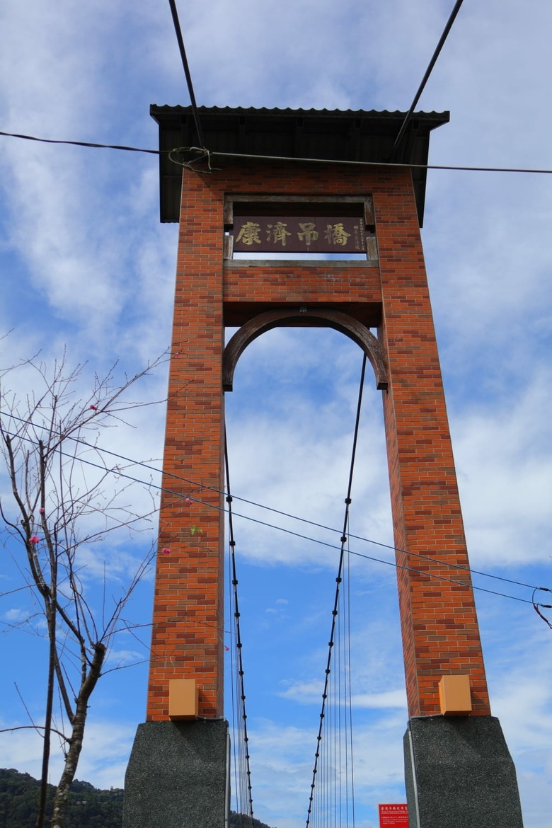 點我看大圖 【遊記】在台灣逛過了許多「老街」,所以這次要出國逛「老街」,南庄老街、十三間老街 - 大漠國渡