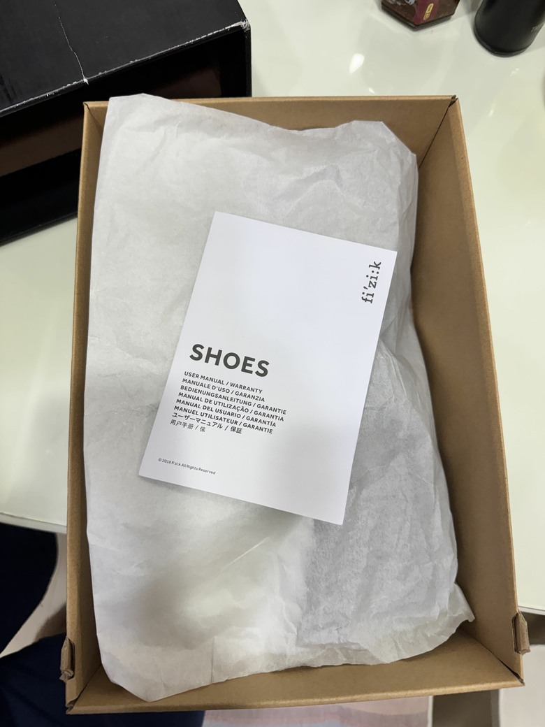 鞋櫃總是缺了一雙卡鞋 Fizik Tempo Powerstrap R5開箱