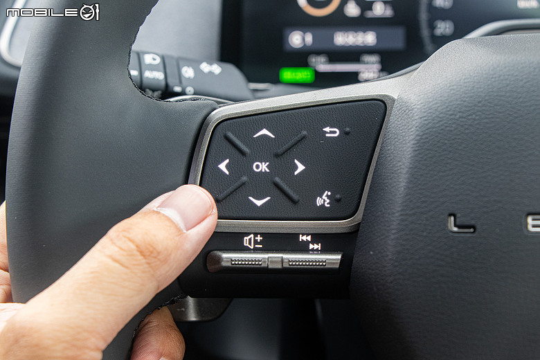Lexus ES 500e 大改款試駕｜瑕不掩瑜的進化，用誠意再戰市場！