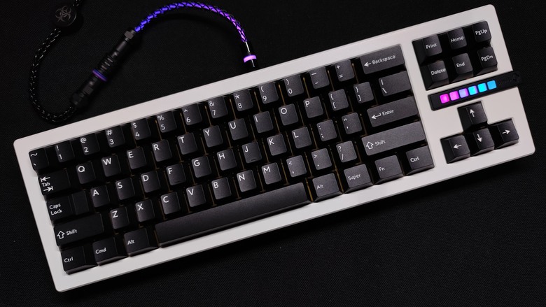 點我看大圖 客製化鍵盤組裝套件 COSO STUDIO SOUL70 開箱