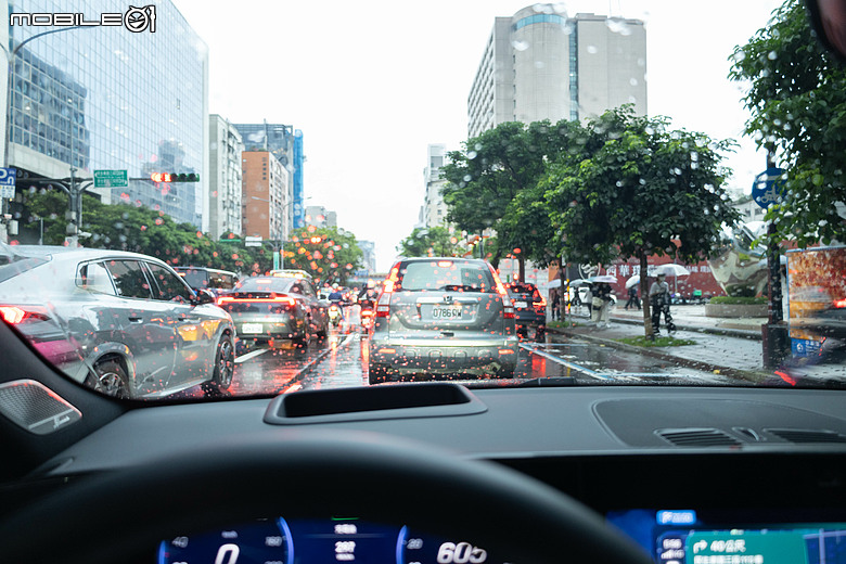 Mercedes-Benz CLA 250+ 電耗測試&試駕|不只有大螢幕與帥氣外觀,還有實測超過650公里的續航力!