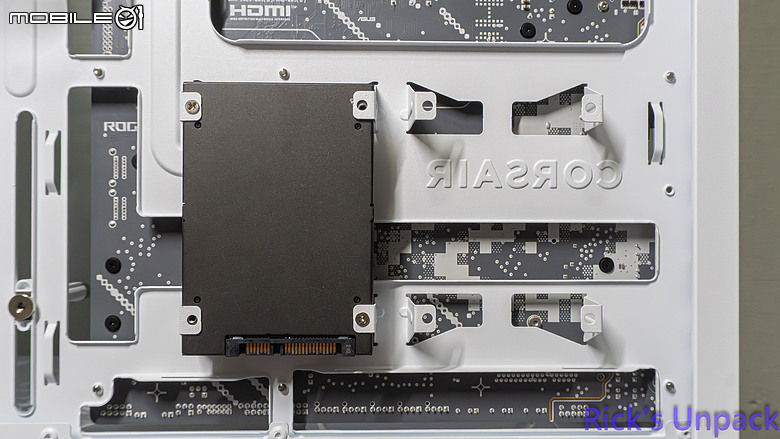【開箱】緊湊卻擴充性十足 | CORSAIR 3200D RS ARGB WHITE