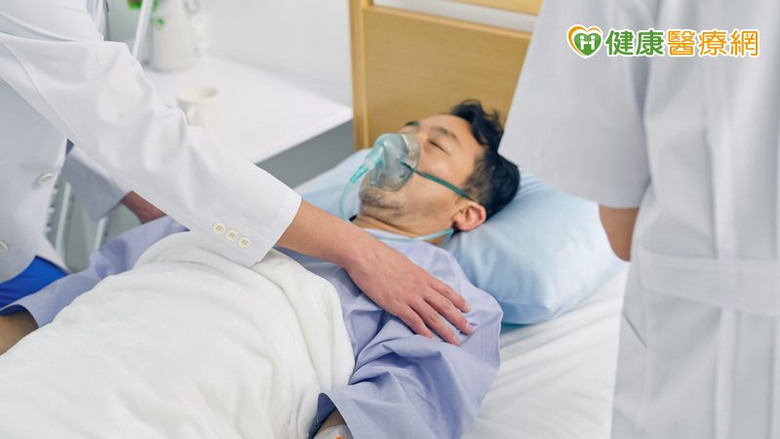 點我看大圖 【控鉀・穩住心與腎】50歲男性急性腎損傷血鉀高達8心跳險停止