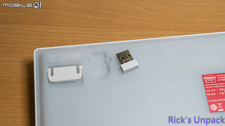 【開箱】IP54無線三模多工鍵盤 | CHERRY XTRFY K37 RGB WIRELESS