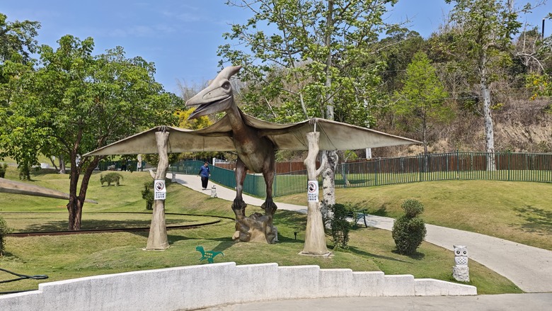（號稱）亞洲最大鳥類動物園 - 九九峰動物樂園一日遊記 -