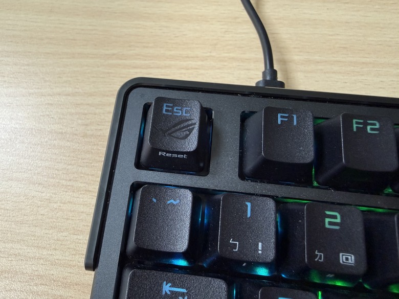 【開箱】ROG Azoth Extreme滿分鍵盤