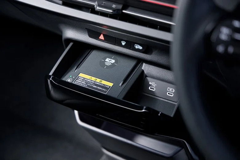 Honda 第四代 Insight 純電亮相 535 公里續航成跨界休旅！
