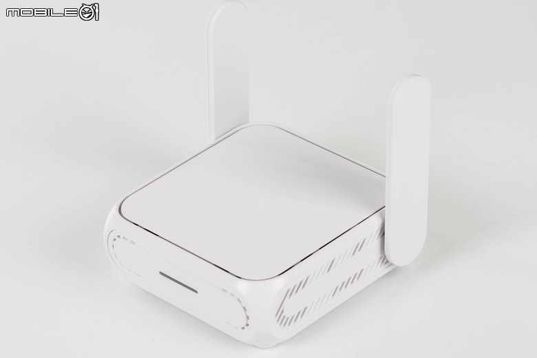 ASUS RT-BE58 Go 雙頻迷你路由器開箱 輕巧身形讓外出辦公也能架構安全私人網路