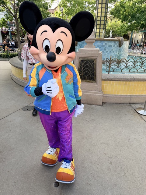 (2026 April) 🇺🇸 🏰 卅五年之後 再遊 狄斯耐樂園 Disneyland 🇺🇸👸🏻