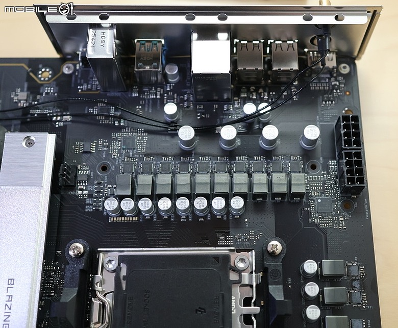 5K有找最便宜 B850 ATX 登場 ASRock 華擎 Rock B850「電漿銀」