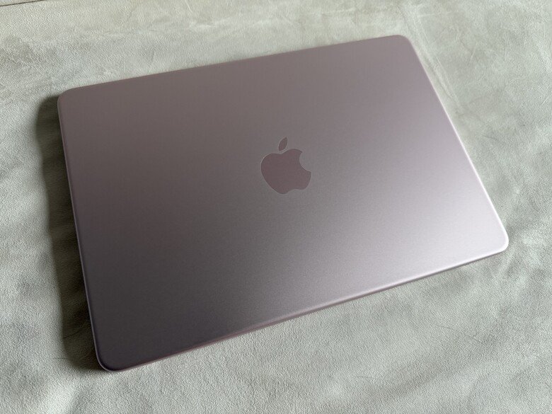 開箱 MacBook Neo 姻粉色 256GB 台灣公司貨 4/24