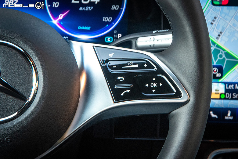 Mercedes-Benz CLA 200 台南試駕之旅續集|入門其實很可以,電動版更讓人心動!