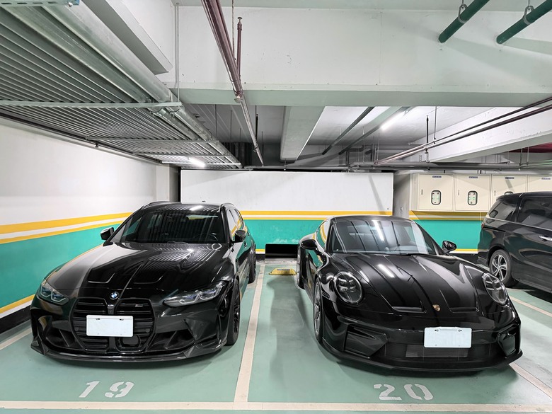 終於湊齊兩部 touring