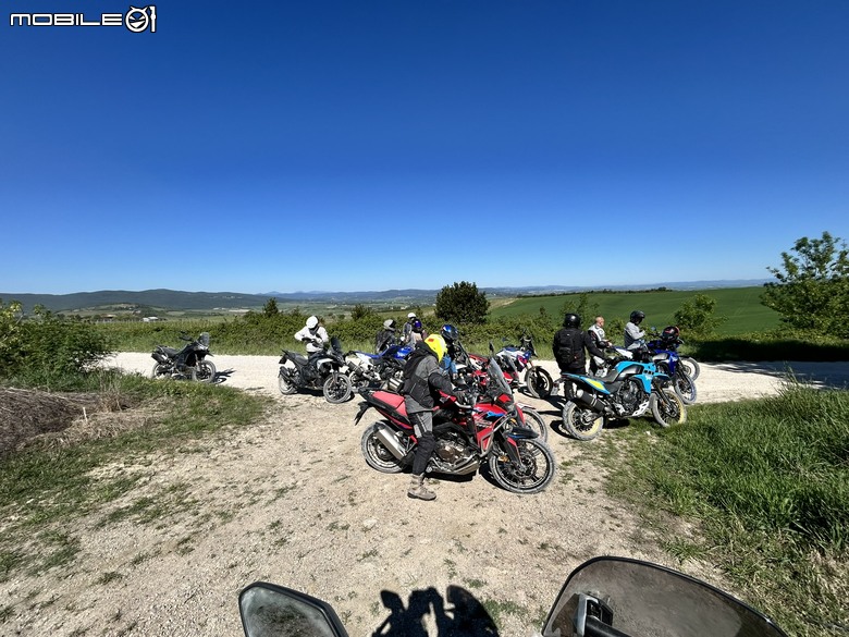 Michelin Anakee Adventure 2海外試駕｜上山下海的絕對自由！砂石路面表現比越野胎更強大！
