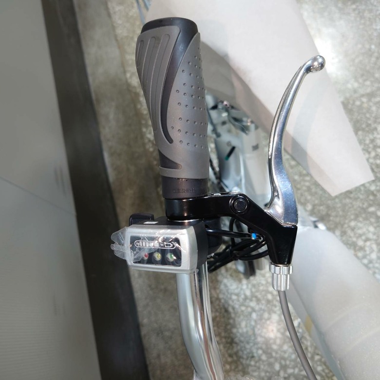 Giant Momentum iThink FD806 全新20"小折改裝eKits套件紀錄