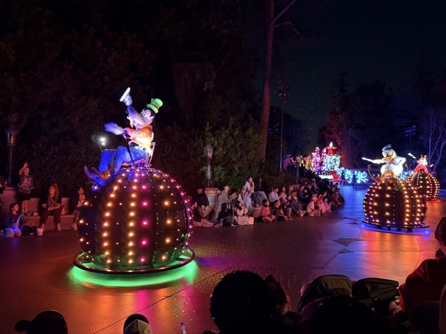 (2026 April) 🇺🇸 🏰 卅五年之後 再遊 狄斯耐樂園 Disneyland 🇺🇸👸🏻