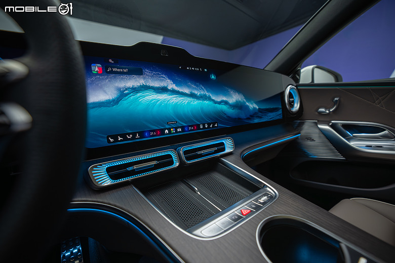 全新Mercedes-Benz純電C-Class葡萄牙直擊|近800公里續航,質感更勝以往!