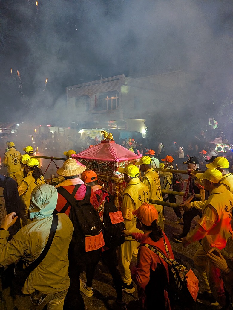 點我看大圖 2026 進香大白 白沙媽進香 地表最強的散步之旅 熱血熬夜12小時