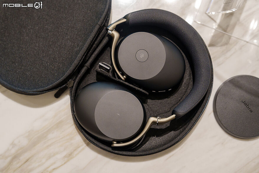 完善混合辦公領域產品布局 Jabra 在台推出 Evolve3 系列耳機與 PanaCast Room Kit 視訊會議系統