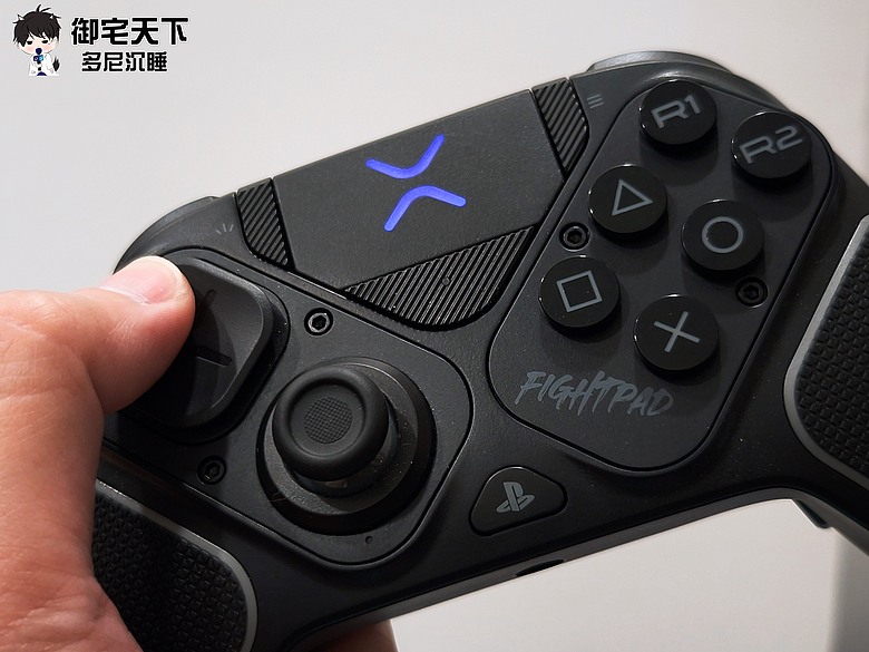 點我看大圖 開箱|Turtle Beach Pro BFG Reloaded 無線手把(PS 版) - 專為 PS 與 PC 為主玩家而生,高階、可模組化的電競手把!
