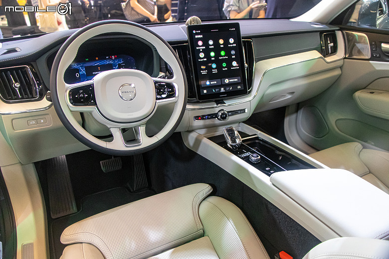 【採訪】Volvo XC60 二次小改款正式登台，三車型、239萬元起！