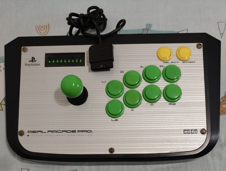 HORI REAL ARCADE PRO PS2搖桿改造計劃