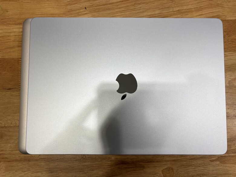 MacBook Air M5 15 吋開箱｜從舊 MacBook Pro 跨越了一個時代的換機