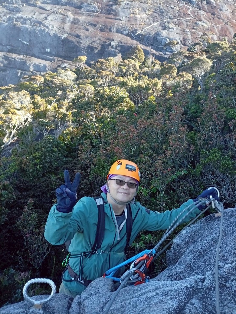 一神, 二玉, 三富士山~ 1,2,3準備出國去爬山 ! 3,2,1 自我挑戰好得意 !